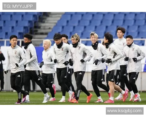 中国与日本足球比赛精彩瞬间免费直播全程回顾与分析 中国与日本足球比赛精彩瞬间免费直播全程回顾与分析